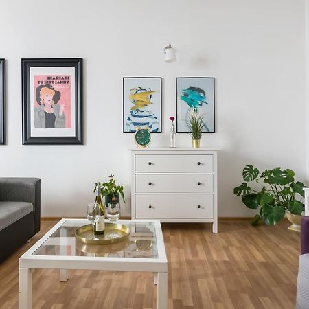 Discover Krakow Apartments - 3 Rakowicka St - Classic Apartments Near Main Station - Netflix Eksteriør billede