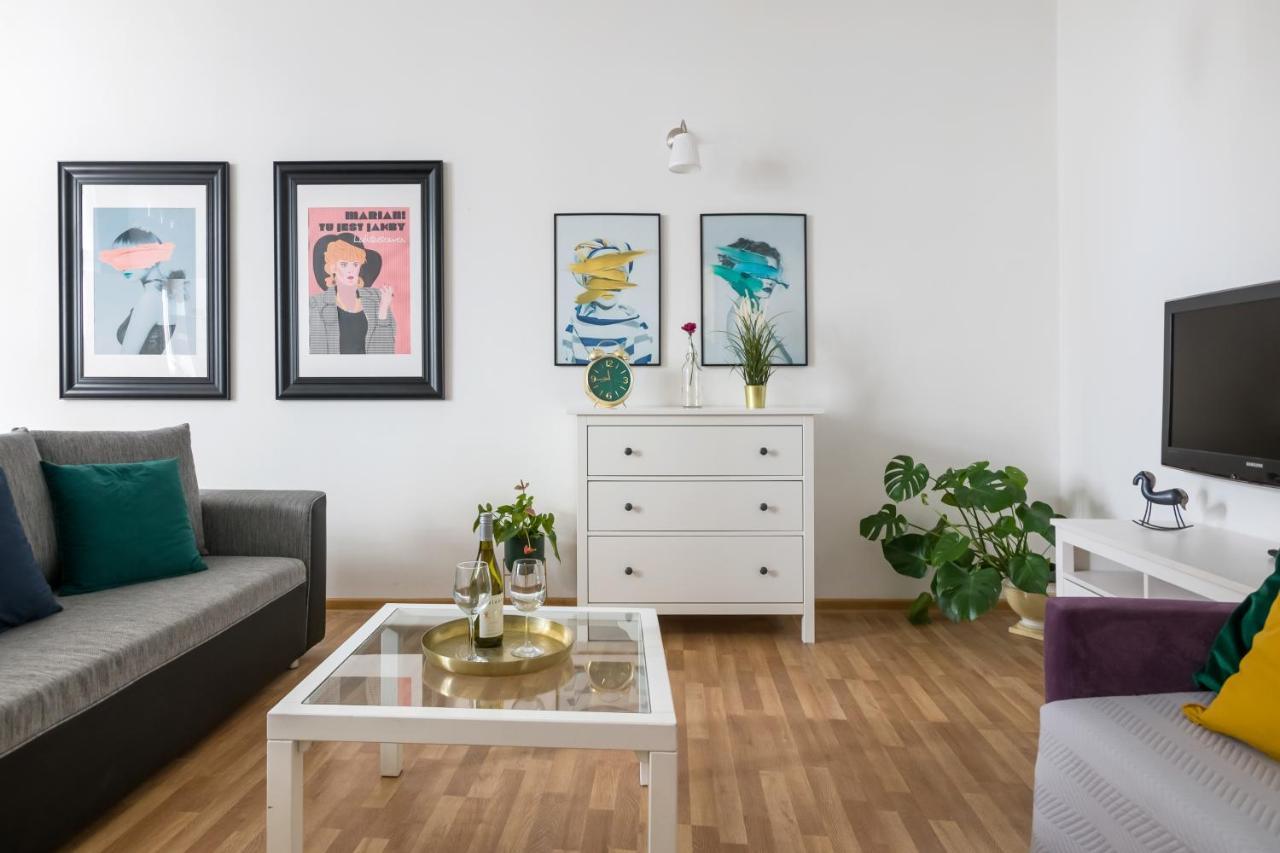 Discover Krakow Apartments - 3 Rakowicka St - Classic Apartments Near Main Station - Netflix Eksteriør billede