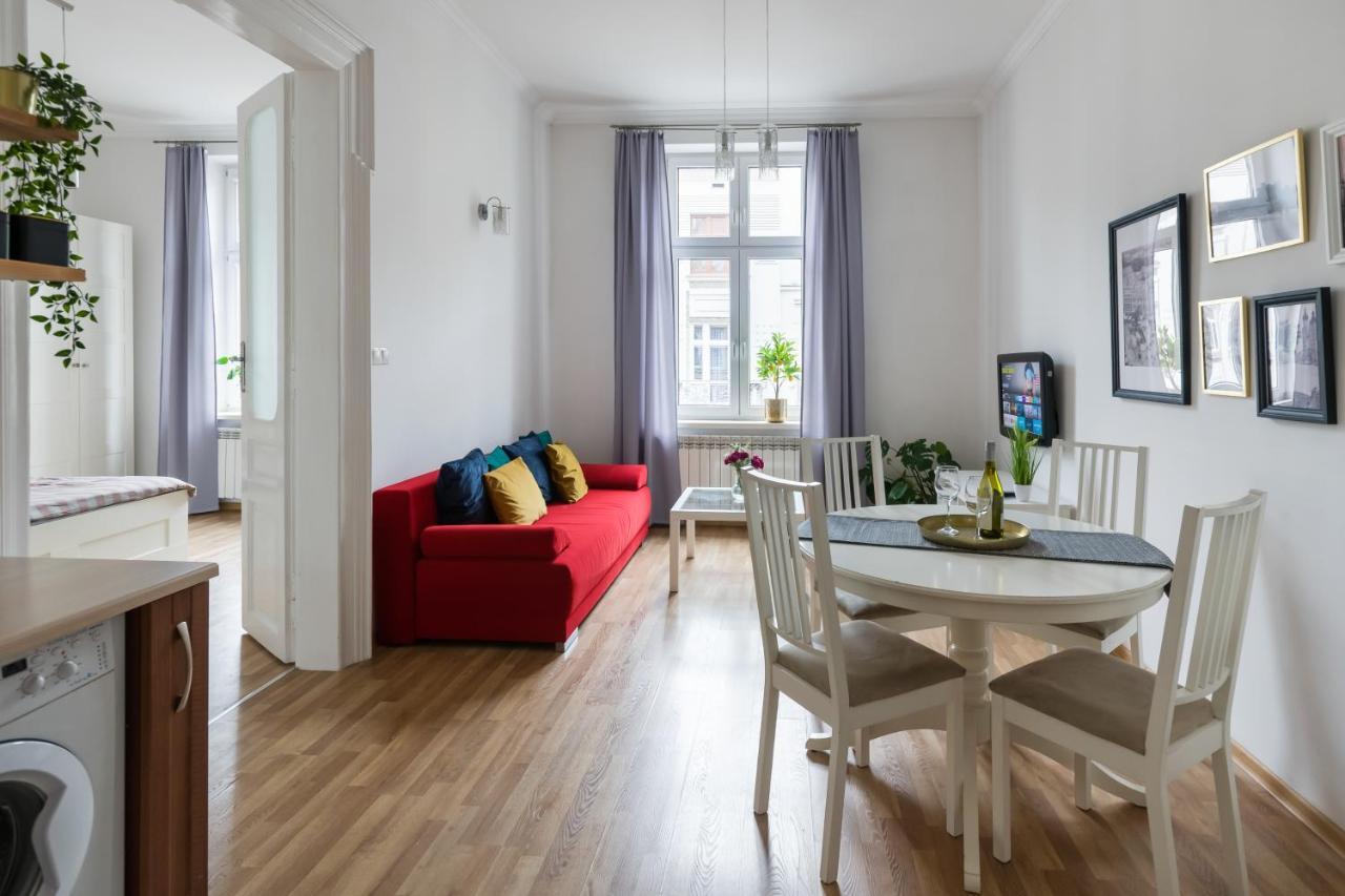 Discover Krakow Apartments - 3 Rakowicka St - Classic Apartments Near Main Station - Netflix Eksteriør billede