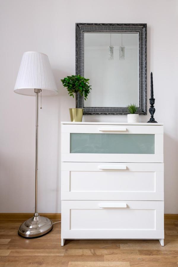 Discover Krakow Apartments - 3 Rakowicka St - Classic Apartments Near Main Station - Netflix Eksteriør billede