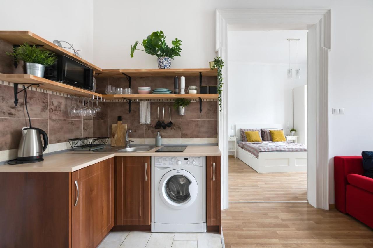 Discover Krakow Apartments - 3 Rakowicka St - Classic Apartments Near Main Station - Netflix Eksteriør billede