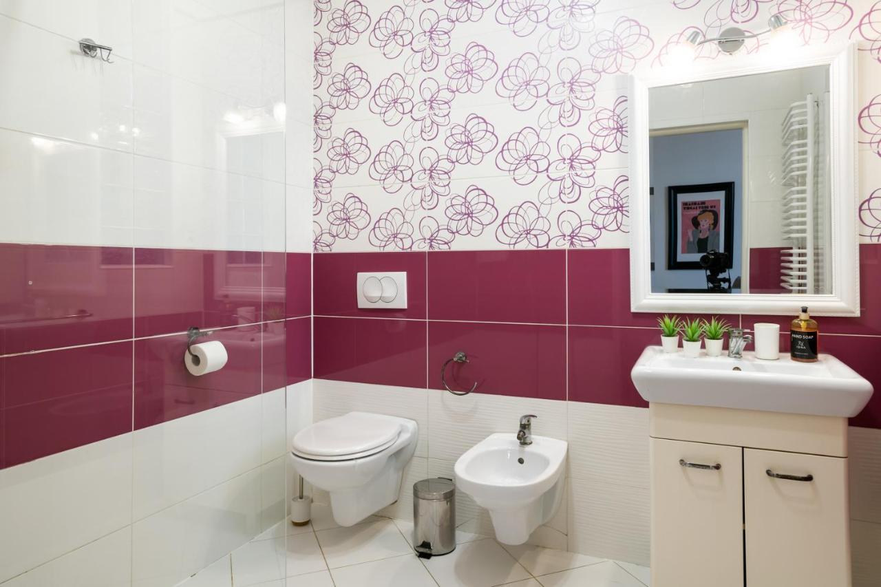 Discover Krakow Apartments - 3 Rakowicka St - Classic Apartments Near Main Station - Netflix Eksteriør billede