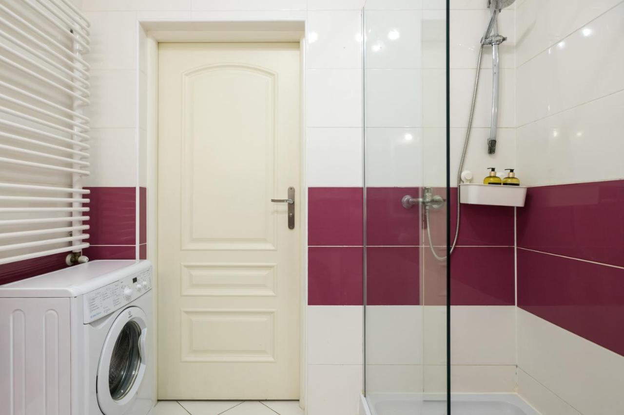 Discover Krakow Apartments - 3 Rakowicka St - Classic Apartments Near Main Station - Netflix Eksteriør billede