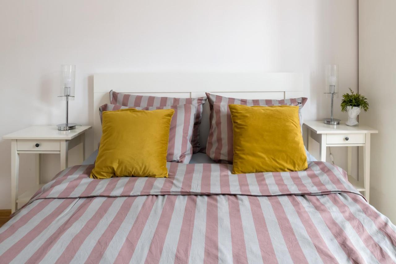 Discover Krakow Apartments - 3 Rakowicka St - Classic Apartments Near Main Station - Netflix Eksteriør billede